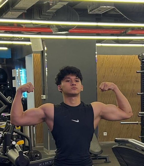 noturfadd's tweet photo. tetap aja banyakan yang suka abe💪😎 https://t.co/sZji4rBWtZ