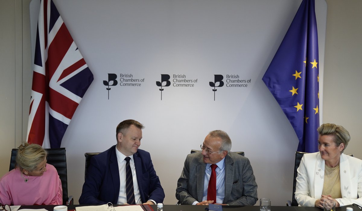 britishchambers's tweet image. This morning, our Business Council called for a #TradeReset between the UK &amp;amp; EU. Hosted at @DP_World HQ, @ShevaunHaviland &amp;amp; @Marthalanefox hosted @SerranoEU &amp;amp; @NThomasSymonds to present 7 key business asks ahead of the EU Leaders’ Summit 

For more info 👉 ow.ly/ikIq50VTm6K