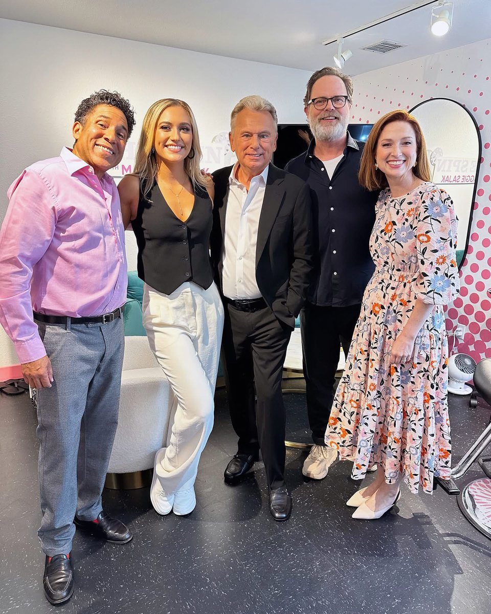 MaggieSajak's tweet photo. I know I’ve been pretty subtle and lowkey about it…but I was kind of excited about this week’s @celebritywof 🤩 If you missed it, catch up on @hulu! https://t.co/IVxclLFqh3