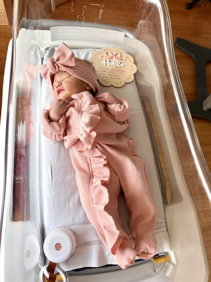 LibertyZSimmons's tweet image. Welcome to the world, Faith Wilde Simmons!
💗🤠👩🍼💐
Born the day after Mother’s Day—because God’s timing is always perfect.
After 26 hours of labor, He blessed us with our bundle of joy—weighing 7lbs & 1oz.
We are in awe of His FAITHfulness and our precious miracle! 💗🙏