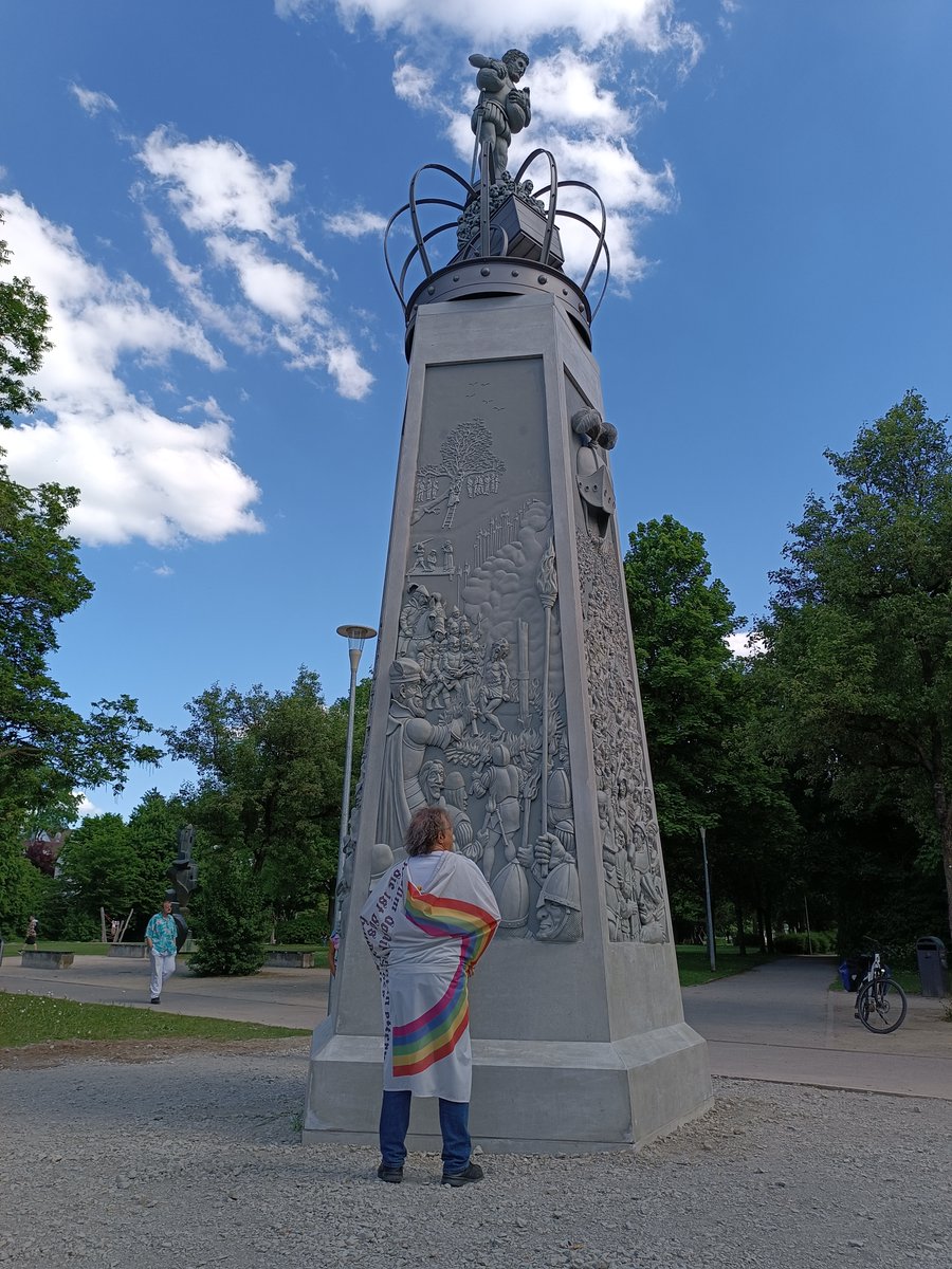 Gotta pick your hill to die on.

youtube.com/watch?v=nZDkN4…