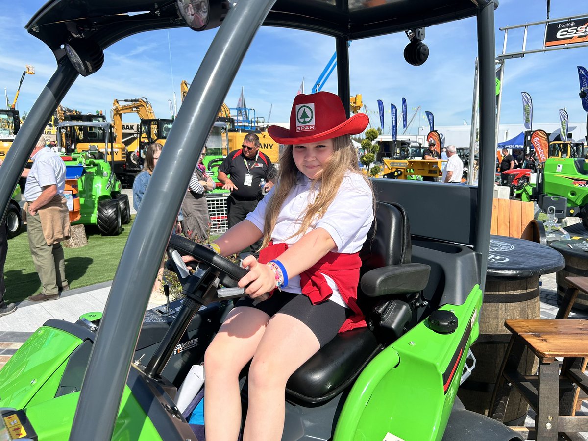 Really enjoyable day in the sun at the Balmoral show with <a href="/BallymacwardS/">Ballymacward Primary School</a>.