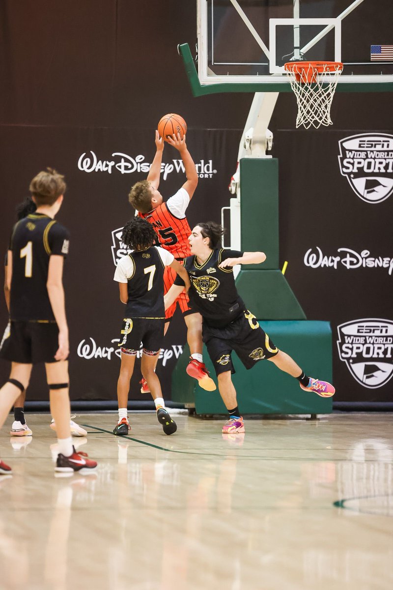 DrDebraDean1's tweet photo. Throwback to when Gavin was in 8th grade and 502 Elite took 2nd place at the AAU World Tournament at ESPN Wide World of Sports in Orlando 🏀🔥 

#BasketballJourney #AAU #502Elite #HardWorkPaysOff #Classof2027 https://t.co/UKoz8sD8nr