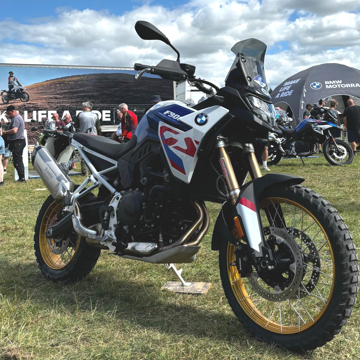BMW Motorrad UK (@bmwmotorraduk) on Twitter photo Only six weeks to go until the <a href="/ABRmagazine/">Adventure Bike Rider</a> Festival 2025! 🙌
Get your BMW bike trail-ready – from a service to fresh knobblies, your local BMW Motorrad retailer has you covered.
Contact them here:
bmw-motorrad.co.uk/en/service/for…
#MakeLifeARide #F900GS #SpiritOfGS #BMWMotorrad Only six weeks to go until the <a href="/ABRmagazine/">Adventure Bike Rider</a> Festival 2025! 🙌
Get your BMW bike trail-ready – from a service to fresh knobblies, your local BMW Motorrad retailer has you covered.
Contact them here:
bmw-motorrad.co.uk/en/service/for…
#MakeLifeARide #F900GS #SpiritOfGS #BMWMotorrad
