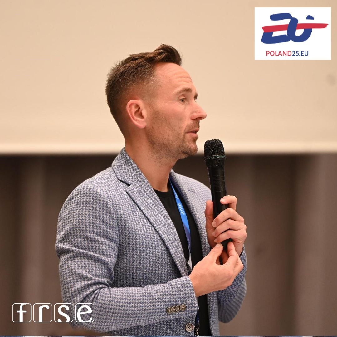 Kolejny dzień Nieformalnego spotkania dyrektorów NA Erasmus+ i EKS oraz Spotkania roboczego NA ds. sektora Młodzież za nami 🎊

Zapraszamy na nasze media społecznościowe po więcej informacji i relację z wydarzenia.