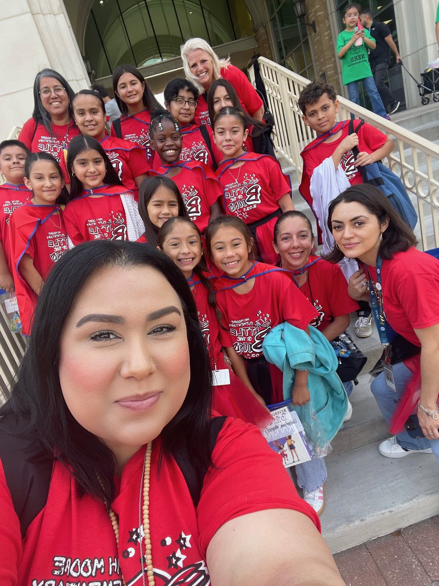 Lizeth Gonzalez tweet media