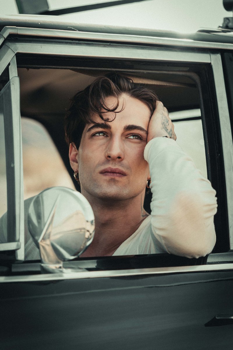 daviddamiano99's tweet photo. FUNNY LITTLE FEARS OUT TONIGHT

Watch my live performance tonight at 9pm CEST / 3pm ET on my TikTok: https://t.co/NDuPqRClzp https://t.co/5q2IBQJipx