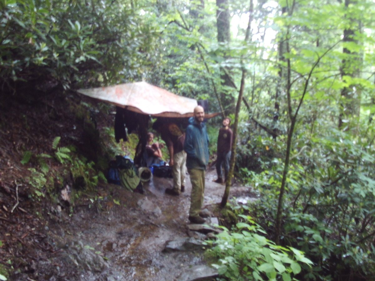 ace_corps's tweet photo. #ThrowbackThursday to 2016...different crew, same lasting impact! ⚒️🥾😎 

#Throwback #ACEInspires #Outdoors #Nature https://t.co/lpoJ3vP9c7