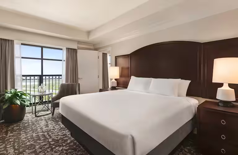 Embassy Suites Lake Buena Vista South tweet media