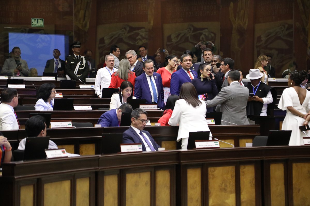 🔵La <a href="/BancadaRC5/">Bancada Ciudadana</a> calificó como un “acto autoritario” del oficialismo la exclusión de sus miembros de la directiva de la Asamblea Nacional de #Ecuador.

prensa-latina.cu/2025/05/14/rev… a través de <a href="/PrensaLatina_cu/">Prensa Latina</a>