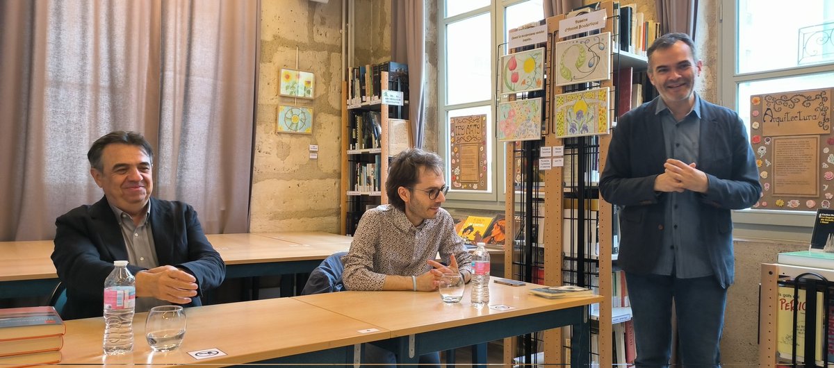 Xavi (@xavihernandezi) on Twitter photo Michel Martínez, director del <a href="/CecSorbonne/">CECSorbonne</a>, presenta la conferència de <a href="/MartiDominguezR/">Martí Domínguez</a> i <a href="/gpamplo/">Gonçal López-Pampló</a> sobre l'assaig català en el context europeu Michel Martínez, director del <a href="/CecSorbonne/">CECSorbonne</a>, presenta la conferència de <a href="/MartiDominguezR/">Martí Domínguez</a> i <a href="/gpamplo/">Gonçal López-Pampló</a> sobre l'assaig català en el context europeu
