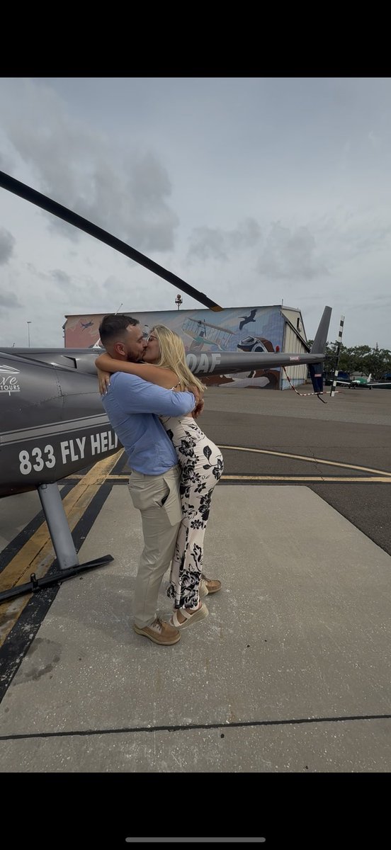 AlyssaaLeann's tweet photo. Can’t wait to be a wife 🥰 https://t.co/s1TLnD1k1s