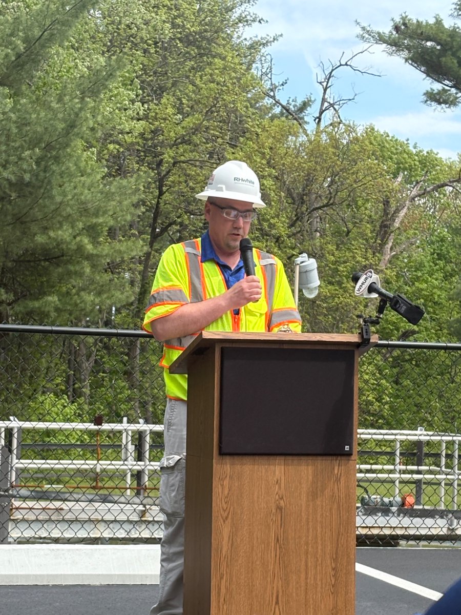 Groundbreaking smiles in Milford, NH! 🎉 The team kicks off vital upgrades to the Wastewater Treatment Facility, designed by Hoyle Tanner, to meet stricter pollutant standards and support future growth. 💧👷‍♂️

#WaterQuality #Wastewater #MilfordNH #Infrastructure #CleanWater