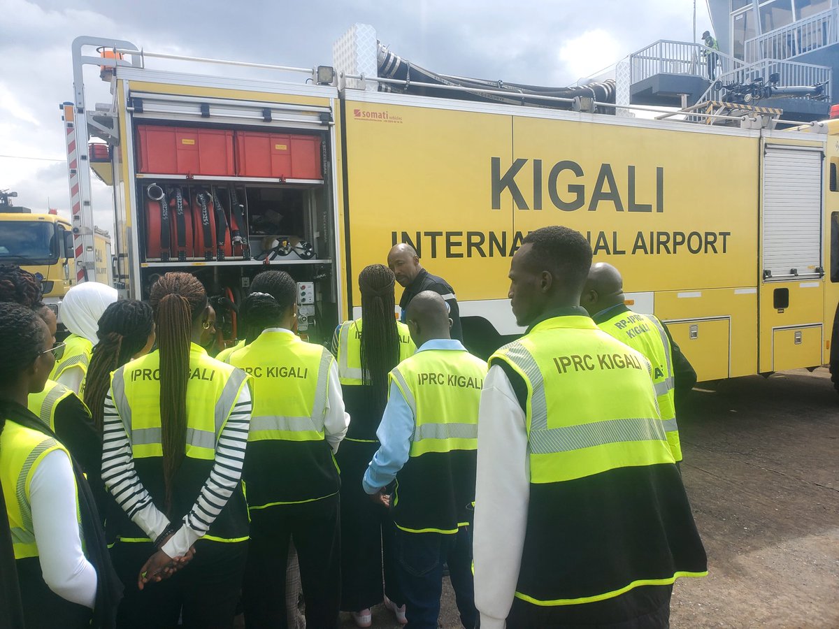 RP-Kigali College (@kigali_college) on Twitter photo Today, 15th May 2025, Year 1 students from the Airline and Airport Management program at <a href="/Kigali_College/">RP-Kigali College</a> visited Kigali International Airport as part of their industrial practical visit. Sincere thanks to <a href="/FlyRwandAir/">RwandAir</a> and <a href="/RwandaAirports/">Rwanda Airports (RAC)</a> for your kind cooperation. Today, 15th May 2025, Year 1 students from the Airline and Airport Management program at <a href="/Kigali_College/">RP-Kigali College</a> visited Kigali International Airport as part of their industrial practical visit. Sincere thanks to <a href="/FlyRwandAir/">RwandAir</a> and <a href="/RwandaAirports/">Rwanda Airports (RAC)</a> for your kind cooperation.