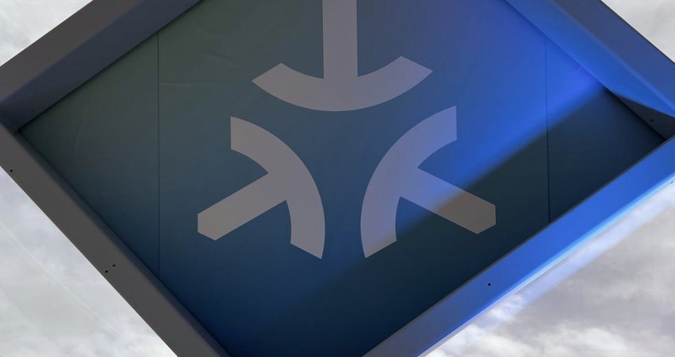 “#Matter 1.4.1 primarily includes three new features: Enhanced Setup Flow (ESF), QR code for multi-device setup, and onboarding information in the NFC tag. This is intended to allow manufacturers to comply with regulatory requirements and support end users during setup.”