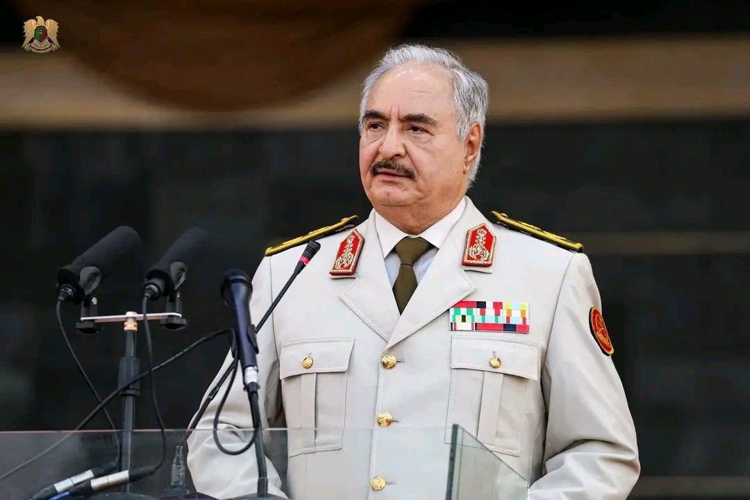 الراجل هذا مرابط داروله فيديو مخدوم ب CGI باش يطلعو عليه مظاهرات - ناض الشعب طلع عليهم هما 😂🤦🏻‍♂️