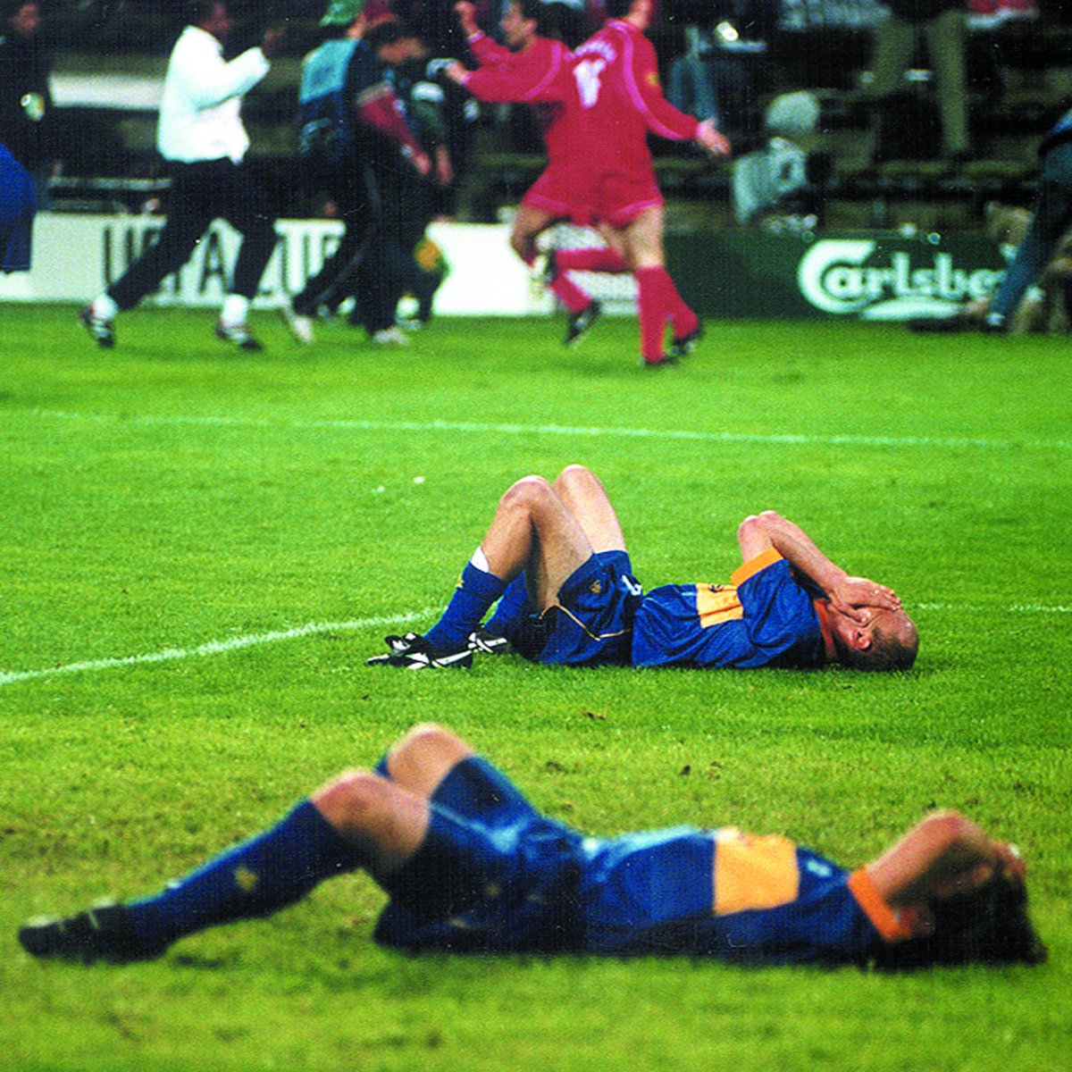 🪶 𝑄𝑢𝑒𝑟𝑖𝑑𝑜 𝐷𝑜𝑟𝑡𝑚𝑢𝑛𝑑:

𝐴𝑢𝑛𝑞𝑢𝑒 𝑑𝑢𝑒𝑙𝑎𝑠, 𝑡𝑎𝑚𝑏𝑖𝑒́𝑛 𝑒𝑟𝑒𝑠 𝑜𝑟𝑔𝑢𝑙𝑙𝑜. 𝑁𝑢𝑛𝑐𝑎 𝑡𝑒 𝑜𝑙𝑣𝑖𝑑𝑎𝑟𝑒́.

#GoazenGlorioso ⚪️🔵