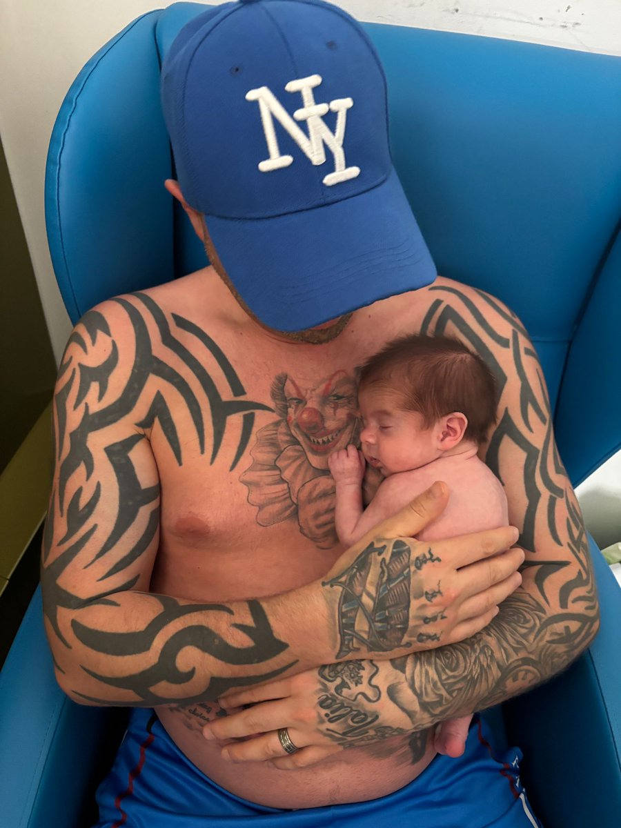 CTM Neonatal Services at POWH and PCH (@ctmscbu) on Twitter photo 🦘posted with permission 🦘
Cruz having a lovely day with his Dad celebrating Kangaroo care day on the Neonatal unit <a href="/CwmTafMorgannwg/">Cwm Taf Morgannwg University Health Board</a>
" In your arms you thrive"
#fatherslove
#Kangaroocare2025 🦘posted with permission 🦘
Cruz having a lovely day with his Dad celebrating Kangaroo care day on the Neonatal unit <a href="/CwmTafMorgannwg/">Cwm Taf Morgannwg University Health Board</a>
" In your arms you thrive"
#fatherslove
#Kangaroocare2025