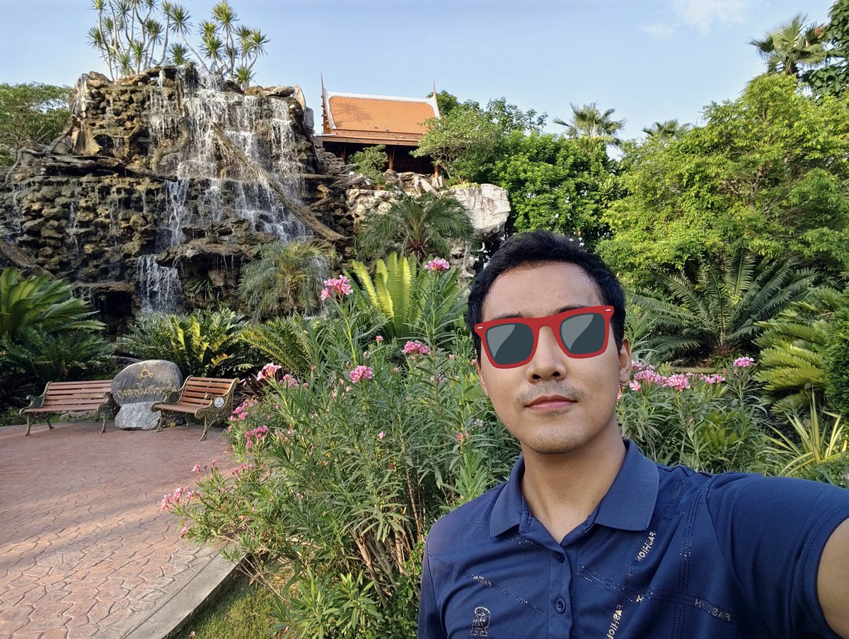 BloodFallen9256's tweet photo. สดชื่นนนน หายหน้าไปนานเพราะมัวแต่ไปเที่ยว 🤣 https://t.co/AtZOuNQsLD