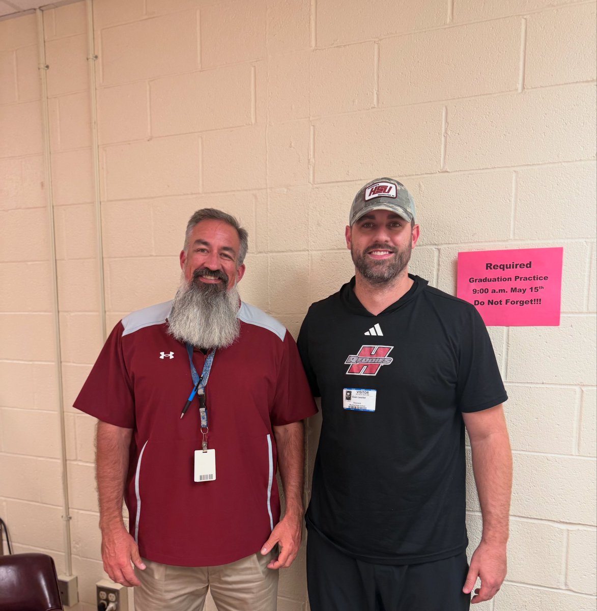 Munford High School Football (@munfordcougarfb) on Twitter photo Thanks to Coach <a href="/EJLASSITER/">𝙀𝙫𝙖𝙣 𝙇𝙖𝙨𝙨𝙞𝙩𝙚𝙧</a> and <a href="/ReddiesFB/">Henderson State Football</a> for stopping by Munford High!
#MunfordMade #GoCougs🐾 Thanks to Coach <a href="/EJLASSITER/">𝙀𝙫𝙖𝙣 𝙇𝙖𝙨𝙨𝙞𝙩𝙚𝙧</a> and <a href="/ReddiesFB/">Henderson State Football</a> for stopping by Munford High!
#MunfordMade #GoCougs🐾