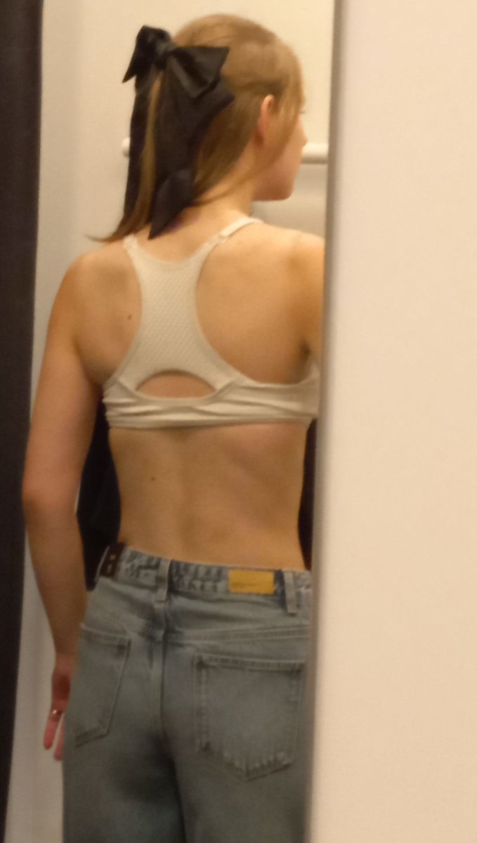 l0mcals's tweet photo. Back <3 https://t.co/2DH5czI2pk