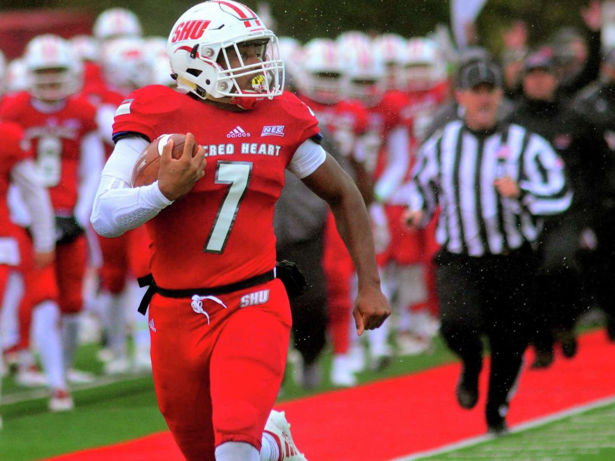 Justin Booze (@justin_booze) on Twitter photo Beyond blessed to have EARNED an offer from Sacred Heart University! #agtg✝️
<a href="/CoachMcGregor/">Bill McGregor</a> <a href="/tanksdaman2/">Tanksdaman2</a> <a href="/CoachHock4/">B.Hocker IV “Chuck”</a> <a href="/adamgorney/">Adam Gorney</a> <a href="/MohrRecruiting/">Brian Mohr</a> <a href="/RivalsFriedman/">Adam Friedman</a> <a href="/EdOBrienCFB/">EdOBrienCFB</a> <a href="/BrianDohn247/">BrianDohn247</a> <a href="/TomLoy247/">Tom Loy</a> <a href="/ChadSimmons_/">ChadSimmons</a> <a href="/On3Recruits/">On3 Recruits</a> Beyond blessed to have EARNED an offer from Sacred Heart University! #agtg✝️
<a href="/CoachMcGregor/">Bill McGregor</a> <a href="/tanksdaman2/">Tanksdaman2</a> <a href="/CoachHock4/">B.Hocker IV “Chuck”</a> <a href="/adamgorney/">Adam Gorney</a> <a href="/MohrRecruiting/">Brian Mohr</a> <a href="/RivalsFriedman/">Adam Friedman</a> <a href="/EdOBrienCFB/">EdOBrienCFB</a> <a href="/BrianDohn247/">BrianDohn247</a> <a href="/TomLoy247/">Tom Loy</a> <a href="/ChadSimmons_/">ChadSimmons</a> <a href="/On3Recruits/">On3 Recruits</a>