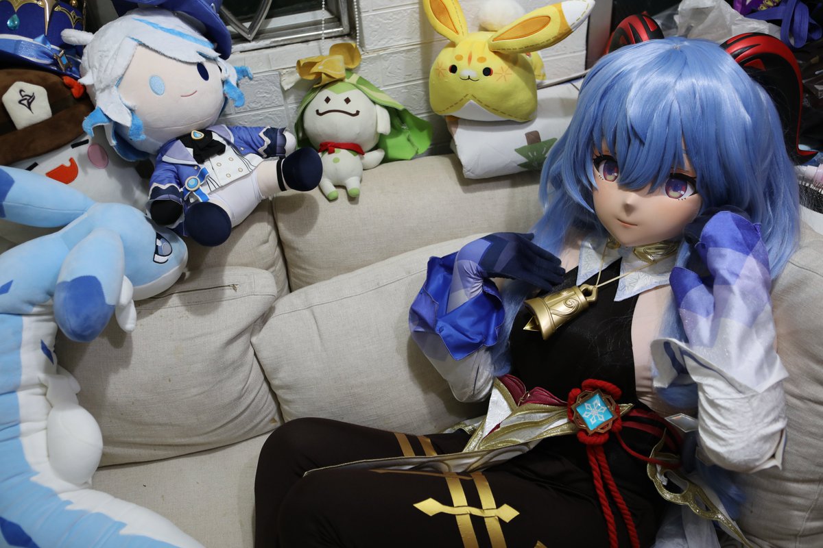 徜徉玩偶海洋中的甘雨~
#着ぐるみ #kigurumi #GenshinImapact #cospaly  #甘雨  #甘雨cos