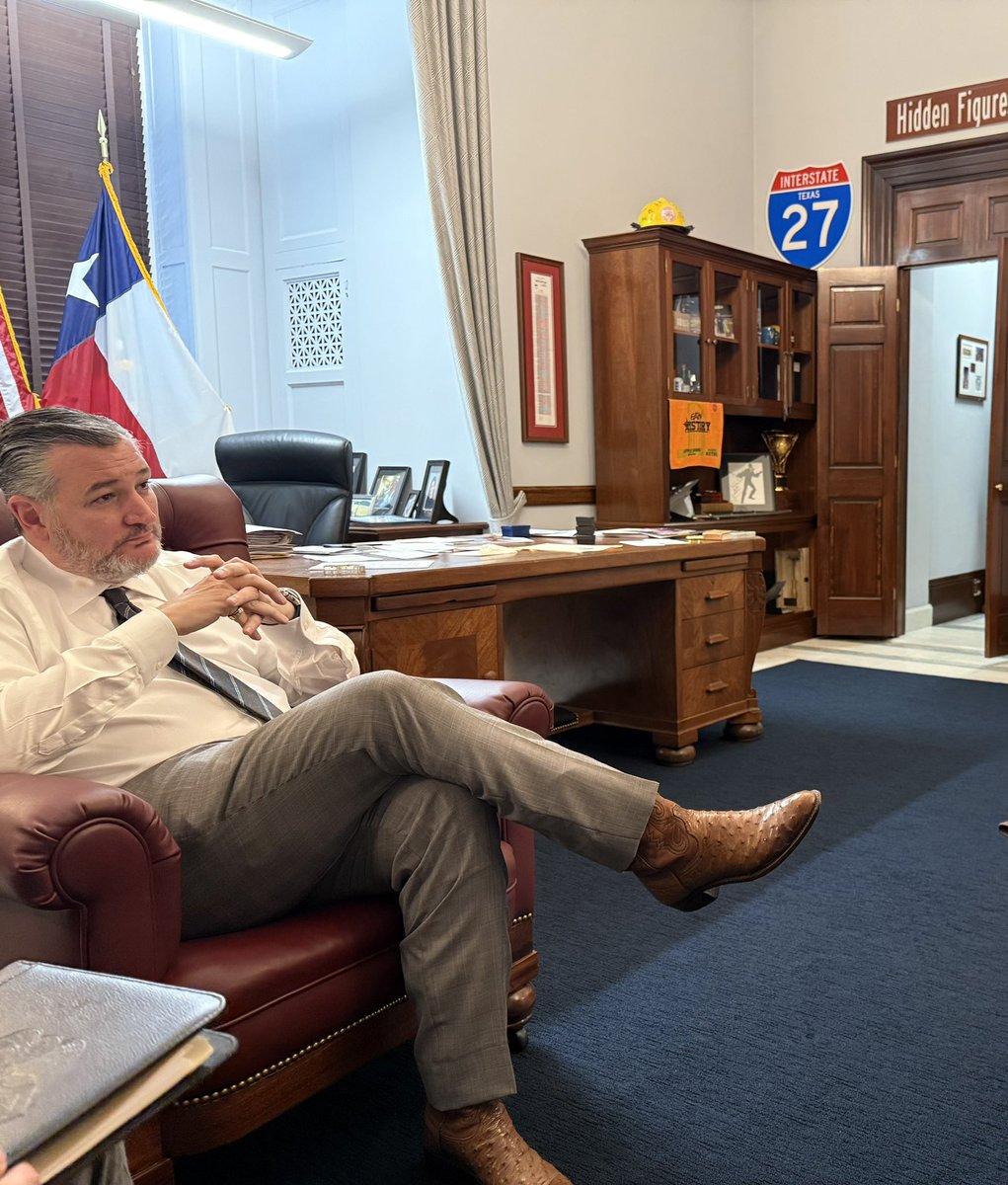 CoriHousto33457's tweet image. Ted Cruz’s Amazing Boots. Senator Cruz was very gracious to meet with us in his private chambers to talk about legislation to support police. Call your legislator today to ask them to support police!