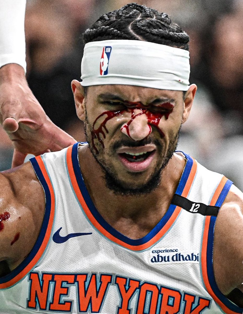 Surgeons during a “routine case” that will “only be 20 minutes”