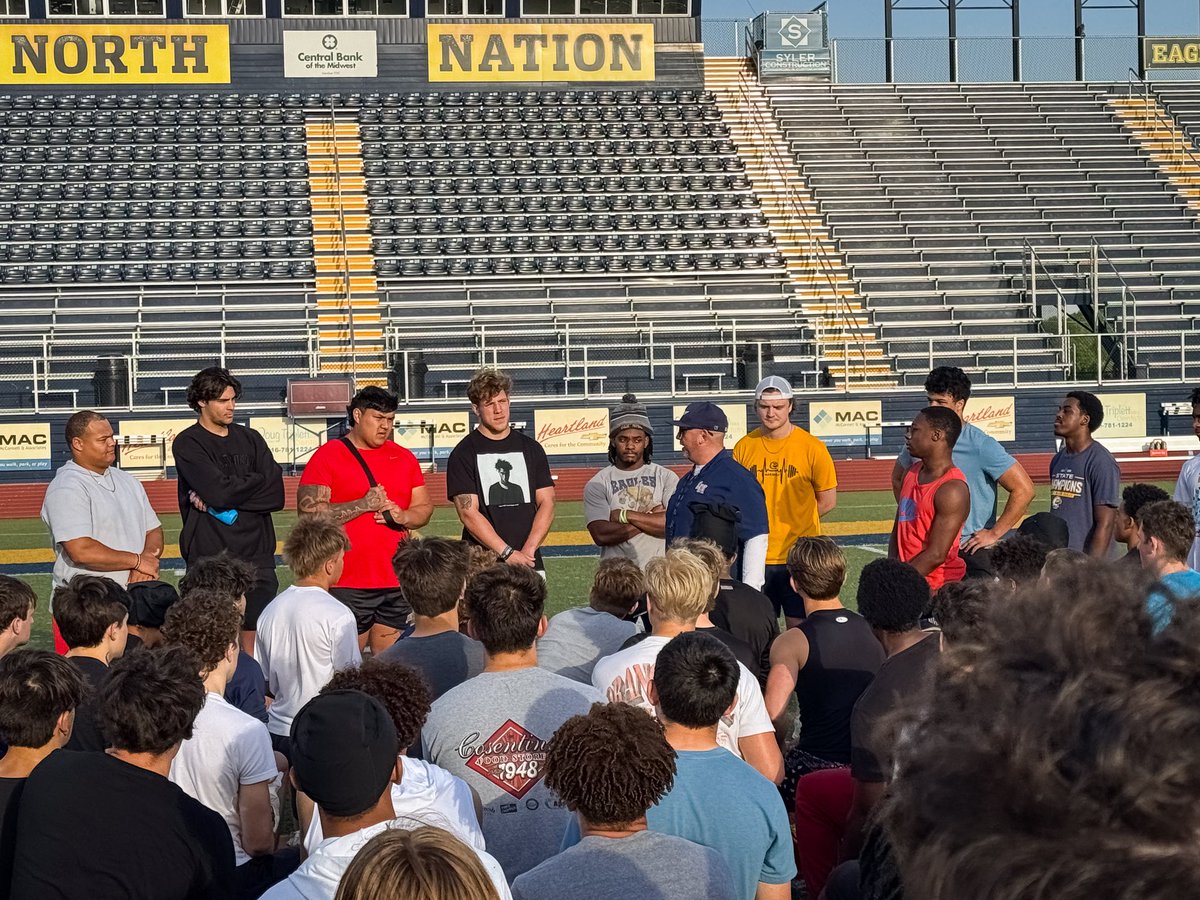 LNEagleFootball's tweet photo. Spring Practice ☑️ 
Alumni popped in ☑️
We love with former players come back to see us! 

Next ⬆️ Equipment Checkout
Seniors today at 3:30 pm
War 🦅 
#NarrOW https://t.co/116MHVrWXe