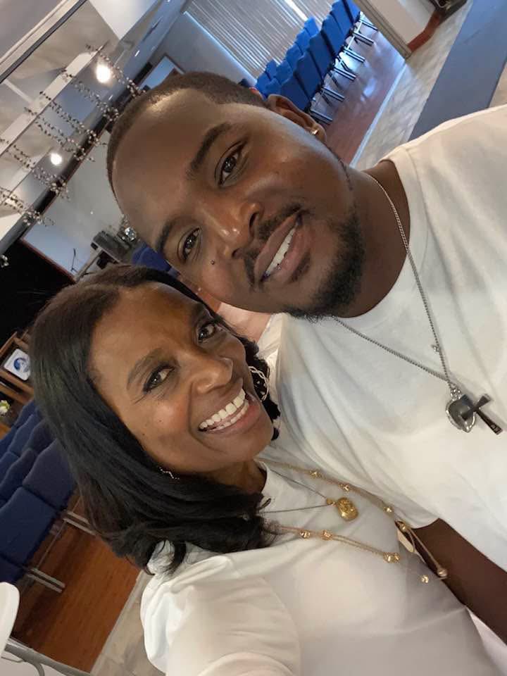 Anfernee Roberts (@coacharoberts) on Twitter photo Yesterday, Heaven gained another Angel 😇🪽❤️. Will forever love you more mom (I know your response) Yesterday, Heaven gained another Angel 😇🪽❤️. Will forever love you more mom (I know your response)
