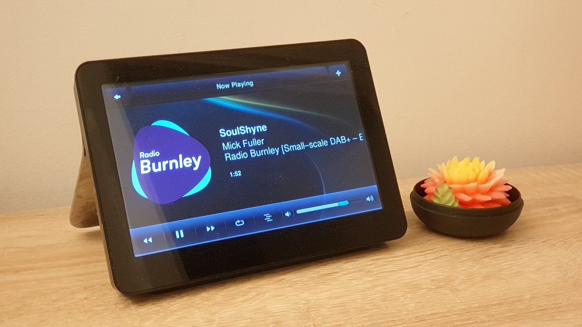#RadioBurnley arrives on local SSDAB tomorrow and has been added to RadioFeeds in preparation. Listen live app-free at lsn.to/BNL
"Alexa, play B.N.L. from RadioFeeds!