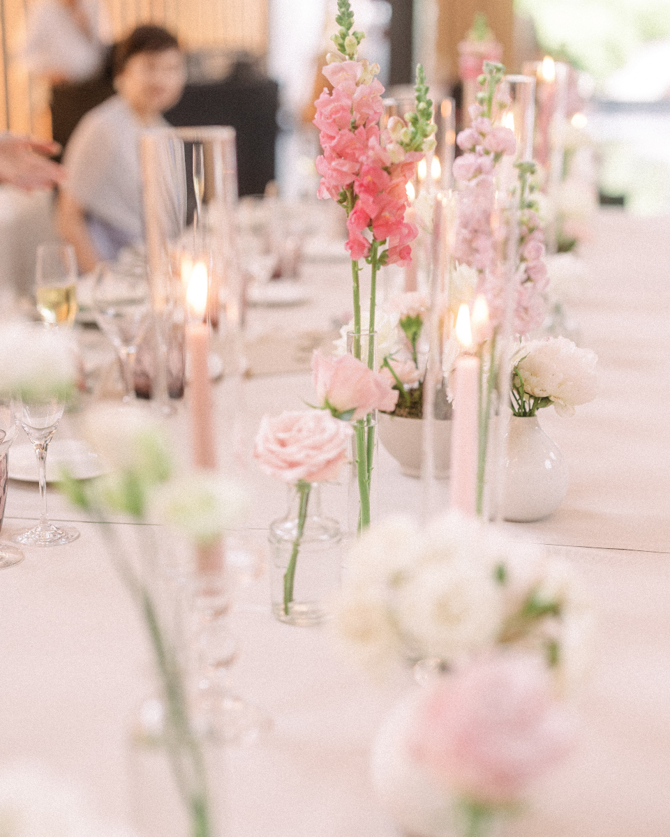 OliviaHotels's tweet image. Detrás de cada plato, hay manos que cuidan, ojos que observan y sonrisas que acompañan. En @enrima_restaurant, el servicio no es solo atención: es dedicación, pasión y ganas de que vivas algo inolvidable.  

•••

#OliviaHotelsCollection #StayWithOlivia #bodas