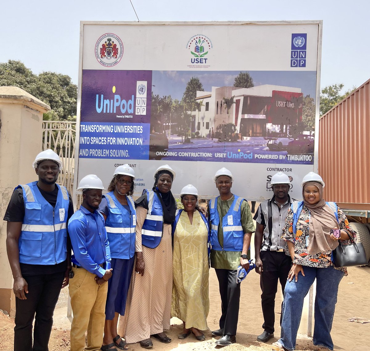 UNDP_TheGambia's tweet photo. Our Resident Rep, @mmashologu1 &amp; team visited @USET_UNIVERSITY &amp; met with the Vice Chancellor to deepen collaboration on innovation &amp; skills development

🔑 highlight include tour of the ongoing construction of the #UNIPOD, an exciting hub for youth innovation &amp;  entrepreneurship https://t.co/olR3z08pib