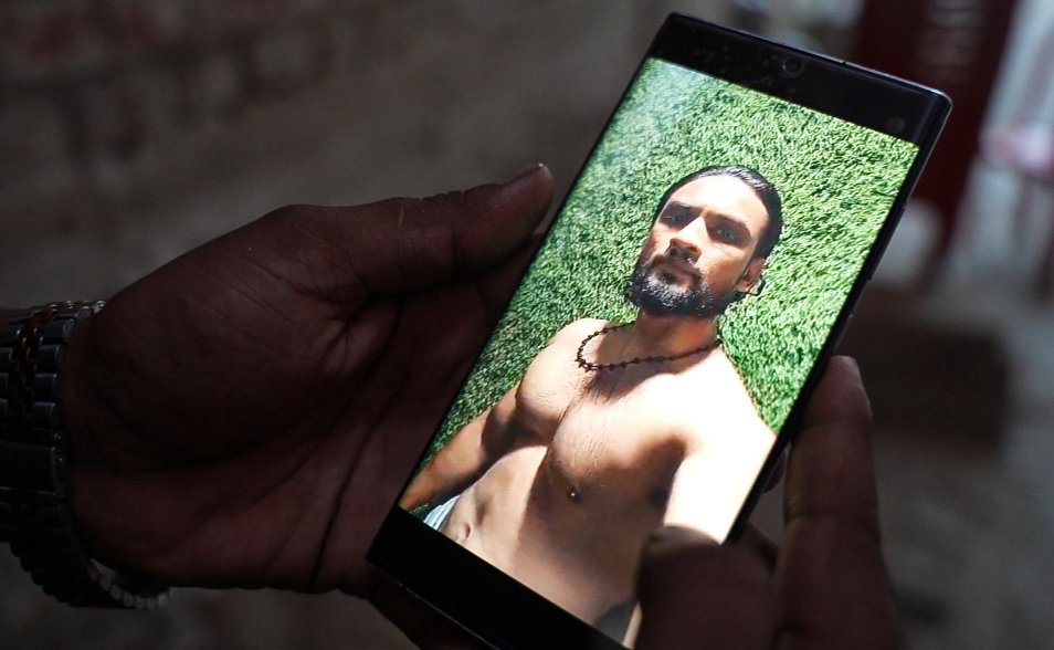 Meer Faisal (@meerfaisal001) on Twitter photo Zakir's mother mourns her 23-year-old son. 'They killed him calling him Miya,' she says. 'A life for a life.' On May 11, Zakir was lynched and his brother seriously injured by a mob in Bihar's Chapra, over allegations of animal theft.
Photos: <a href="/meerfaisal001/">Meer Faisal</a>/ <a href="/TheObserverPost/">The Observer Post</a> Zakir's mother mourns her 23-year-old son. 'They killed him calling him Miya,' she says. 'A life for a life.' On May 11, Zakir was lynched and his brother seriously injured by a mob in Bihar's Chapra, over allegations of animal theft.
Photos: <a href="/meerfaisal001/">Meer Faisal</a>/ <a href="/TheObserverPost/">The Observer Post</a>