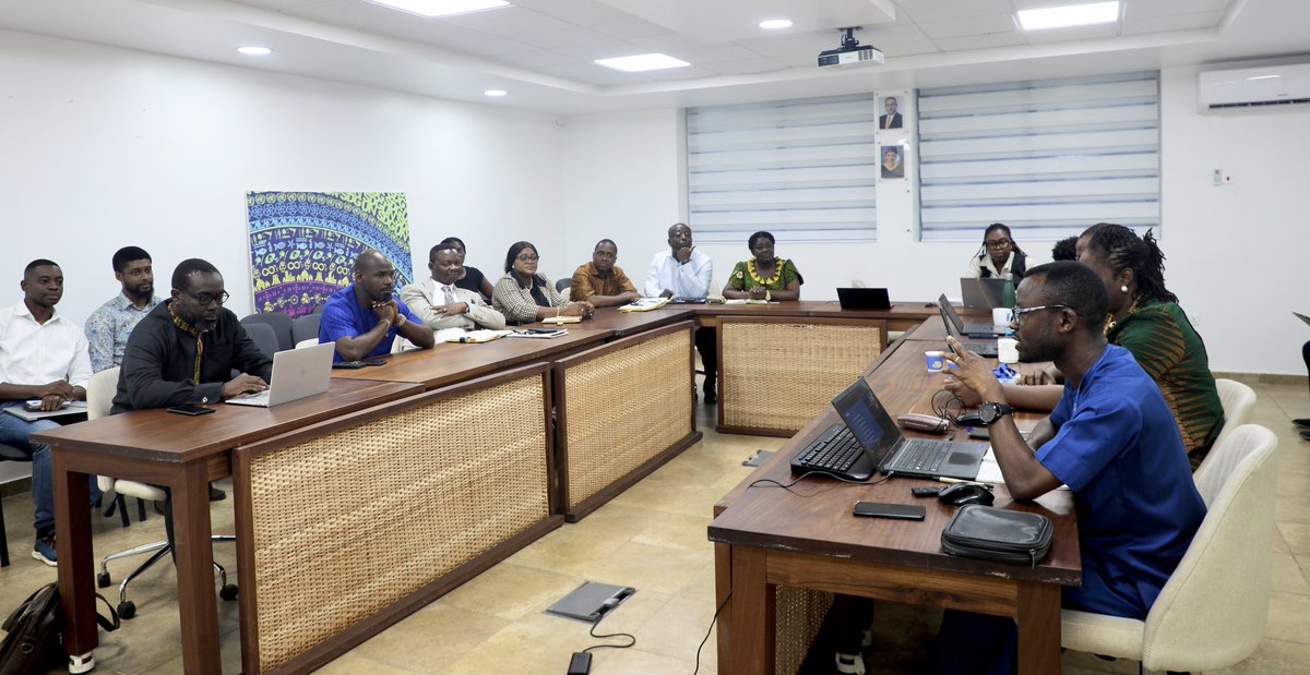 UNDPGhana's tweet photo. Great meeting with the @UnivofGh team to review progress on the University Innovation Pods (#UniPods) under the @timbuktooafrica initiative!

We're energized by the momentum and grateful for UG's strong partnership in driving youth innovation. 💡🌍

#UNIPOD 
#Timbuktoo 
#UNDP https://t.co/zb7gMAD1v4
