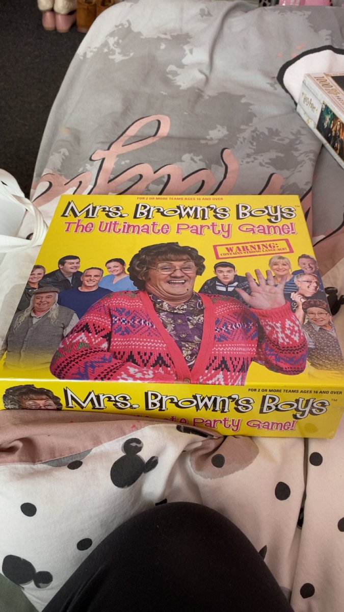 NicoleMary2004's tweet photo. I got these when I get to Blackburn today I love everything I got 😍❤️Xxx https://t.co/Jx8G0tqyJJ