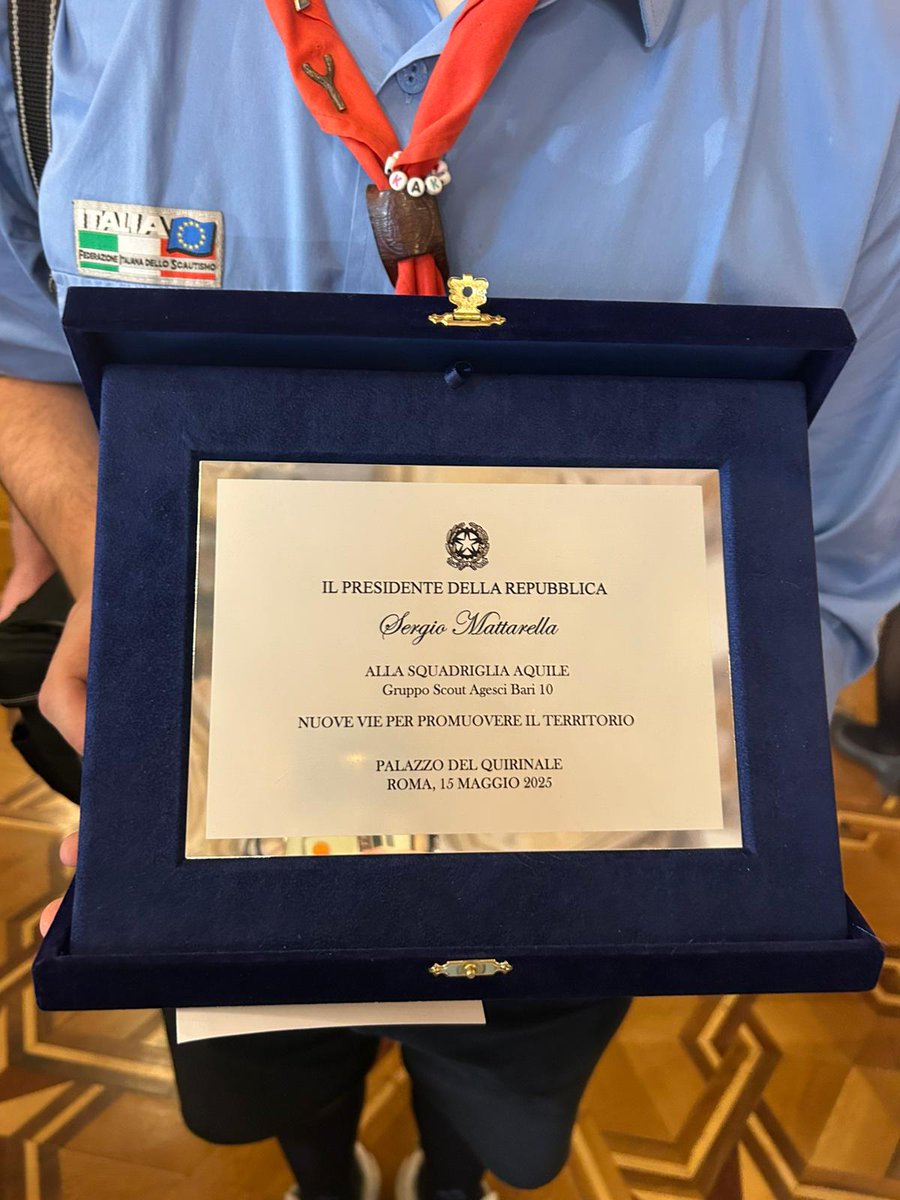 AGESCI_BARI10's tweet photo. Grazie ai ragazzi che hanno messo il loro impegno, ai capi che hanno creduto in loro …e al Signore che ha permesso che si incontrassero nel grande gioco dello scoutismo! Ad majora, semper! #Agesci_Bari10 #senzailrossononcisto #alfieri #PresidenteDellaRepubblica https://t.co/RDbcgfIhgV