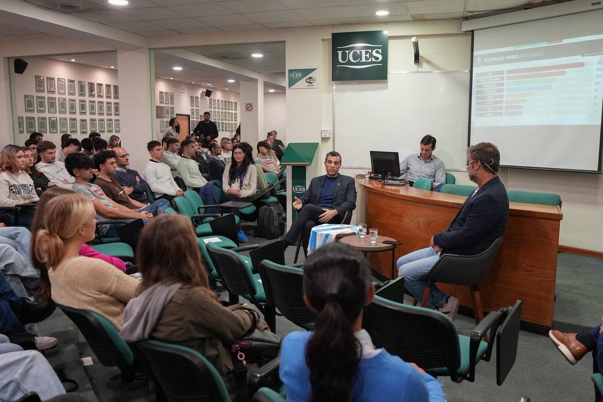 Leandro Petersen tweet media