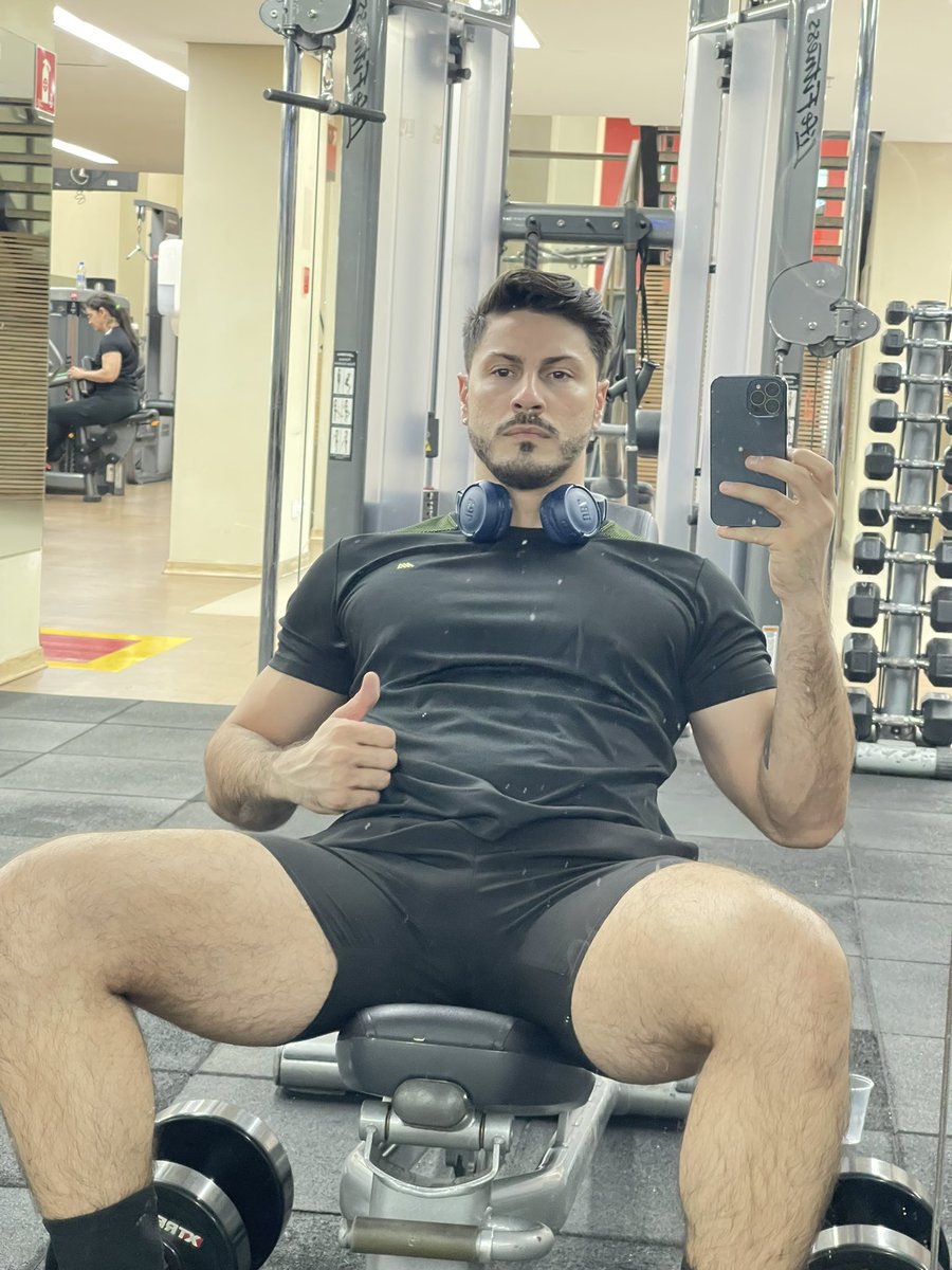 Jormatos's tweet photo. Work work https://t.co/tRlHQgT5fG