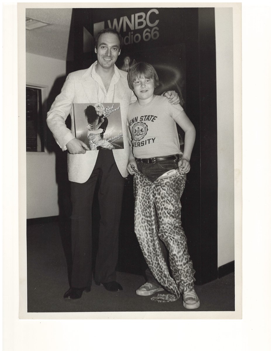 Meet George from #Qualpay!🌟 He's driving #Fintech innovation &amp; partnership, believing the future is instant &amp; embedded. 

Quirky fact: He's been rocking Rod Stewart's autographed pants since '79! 🤣 #EmployeeSpotlight #PartnershipDevelopment