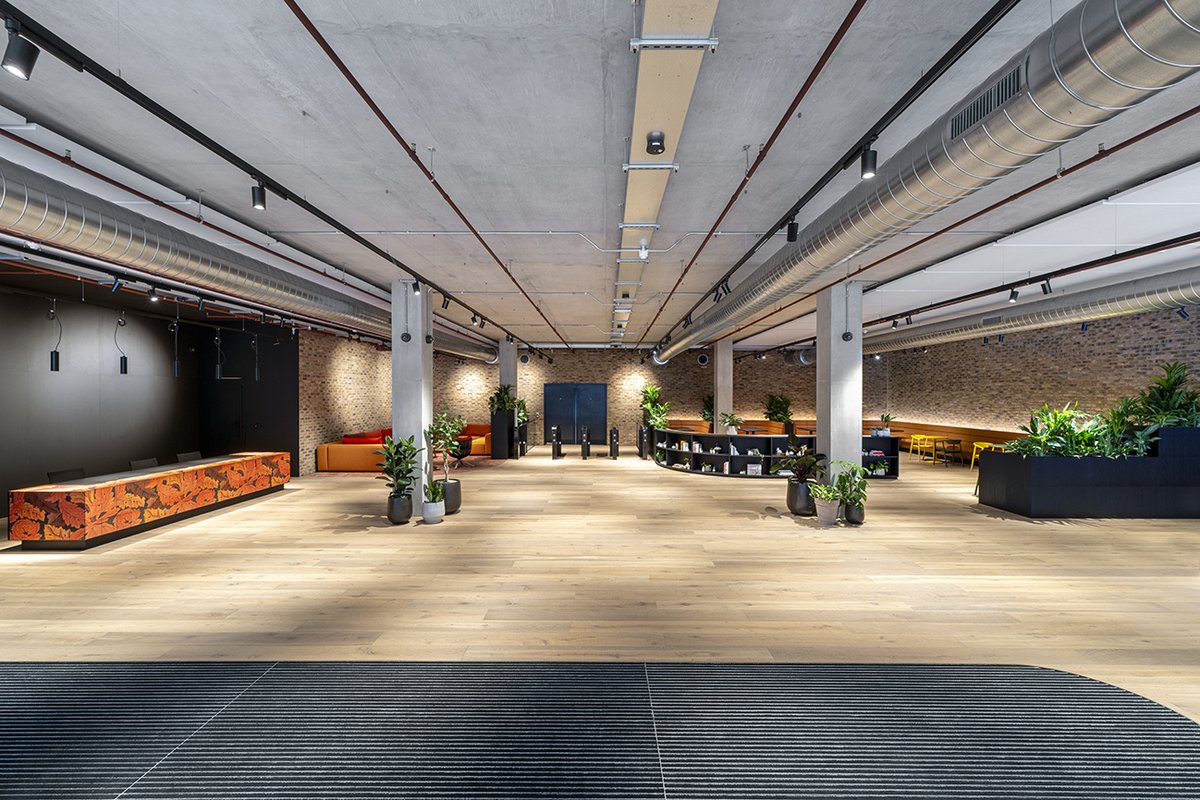 Jonathan Banks tweet media