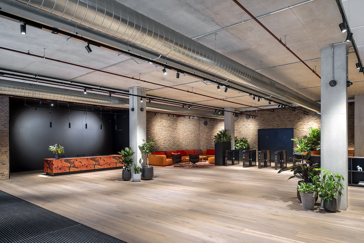 Jonathan Banks tweet media