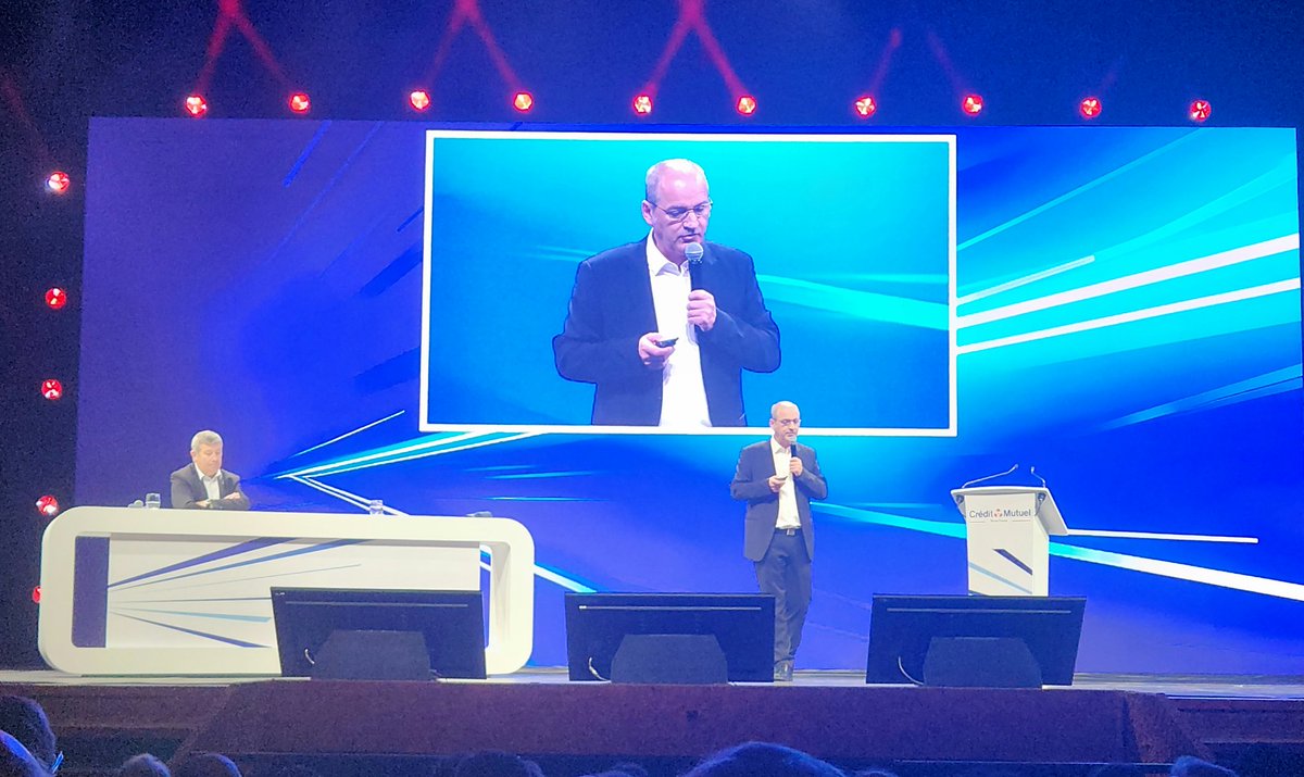 Daniel Baal (@baaldaniel) on Twitter photo Patrice Gluck, Directeur Général du <a href="/CreditMutuel/">Crédit Mutuel</a> Île-de-France :
"Bravo pour vos performances en 2024 ! Nous allons continuer à optimiser notre réseau. Nous allons, plus que jamais, allier le meilleur des deux mondes, le physique et le digital". Patrice Gluck, Directeur Général du <a href="/CreditMutuel/">Crédit Mutuel</a> Île-de-France :
"Bravo pour vos performances en 2024 ! Nous allons continuer à optimiser notre réseau. Nous allons, plus que jamais, allier le meilleur des deux mondes, le physique et le digital".