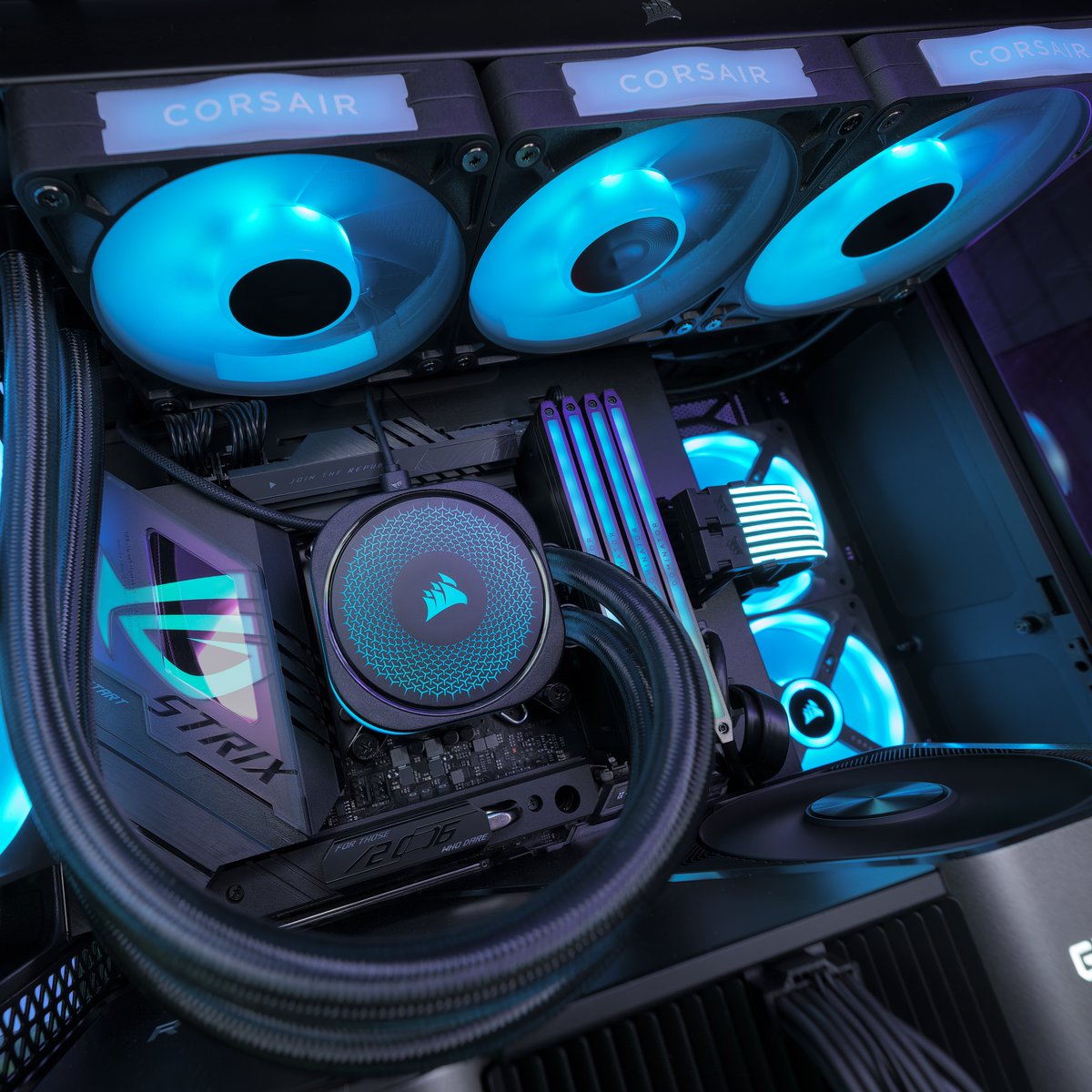 CorsairLatam's tweet photo. ¿Hace cuánto no le das upgrade a tu refrigeración?
📸 TITA 360 RX RGB https://t.co/lx9XYezsxs