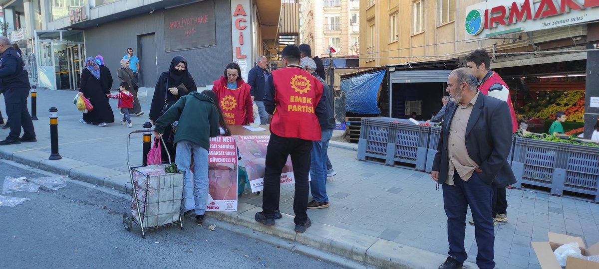Barajsız sendika
Yasaksız grev ve 
Güvenceli iş için imza standındaydık.