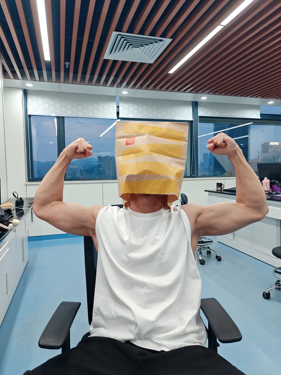 doubleChan12138's tweet photo. touch my body～#m https://t.co/65BWJSIjZv