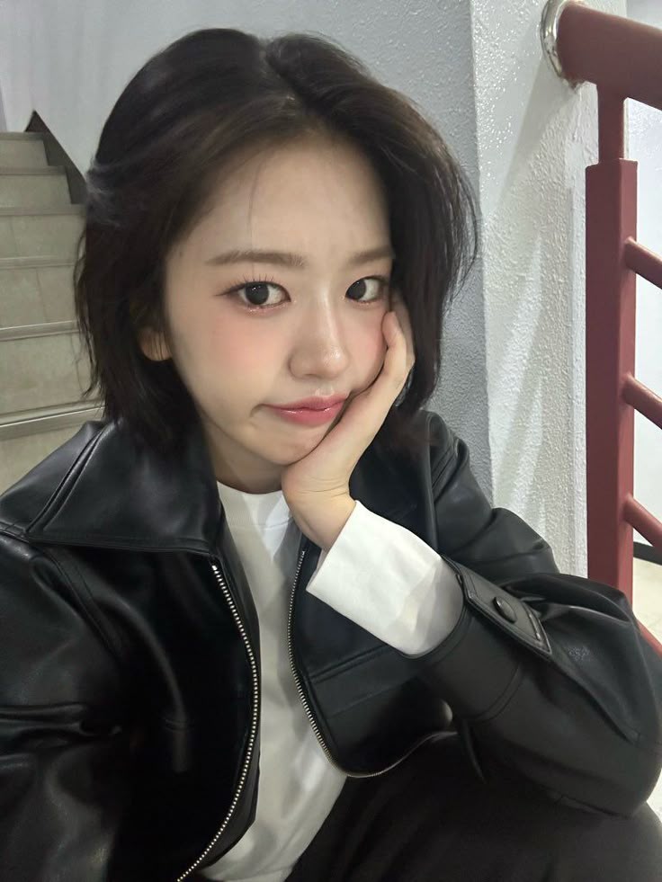 [ restarting d1 ] 

Hello! I'm a/lex :]

— she/they l minor
— not new to #kpoptwt &amp; #stantwt 
— ulti: twice &amp; svt
— lf interactive moots, all fandoms are welcome  

♡/↻ are highly appreciated, ty
