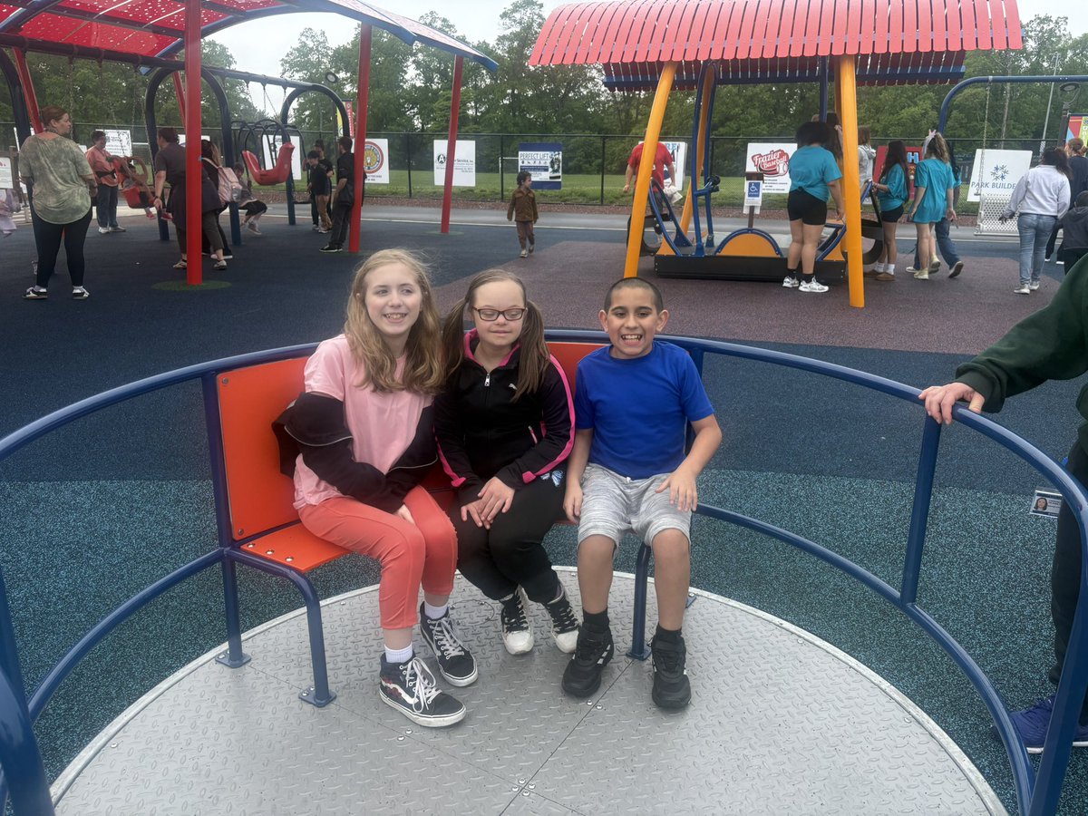 Jennifer Rowland tweet media