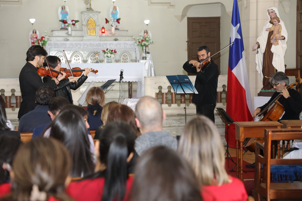 Hospital Carlos van Buren reconoce a mujeres destacadas en docencia asistencial 🏥
✅​hospitalcarlosvanburen.cl/hospital-carlo…